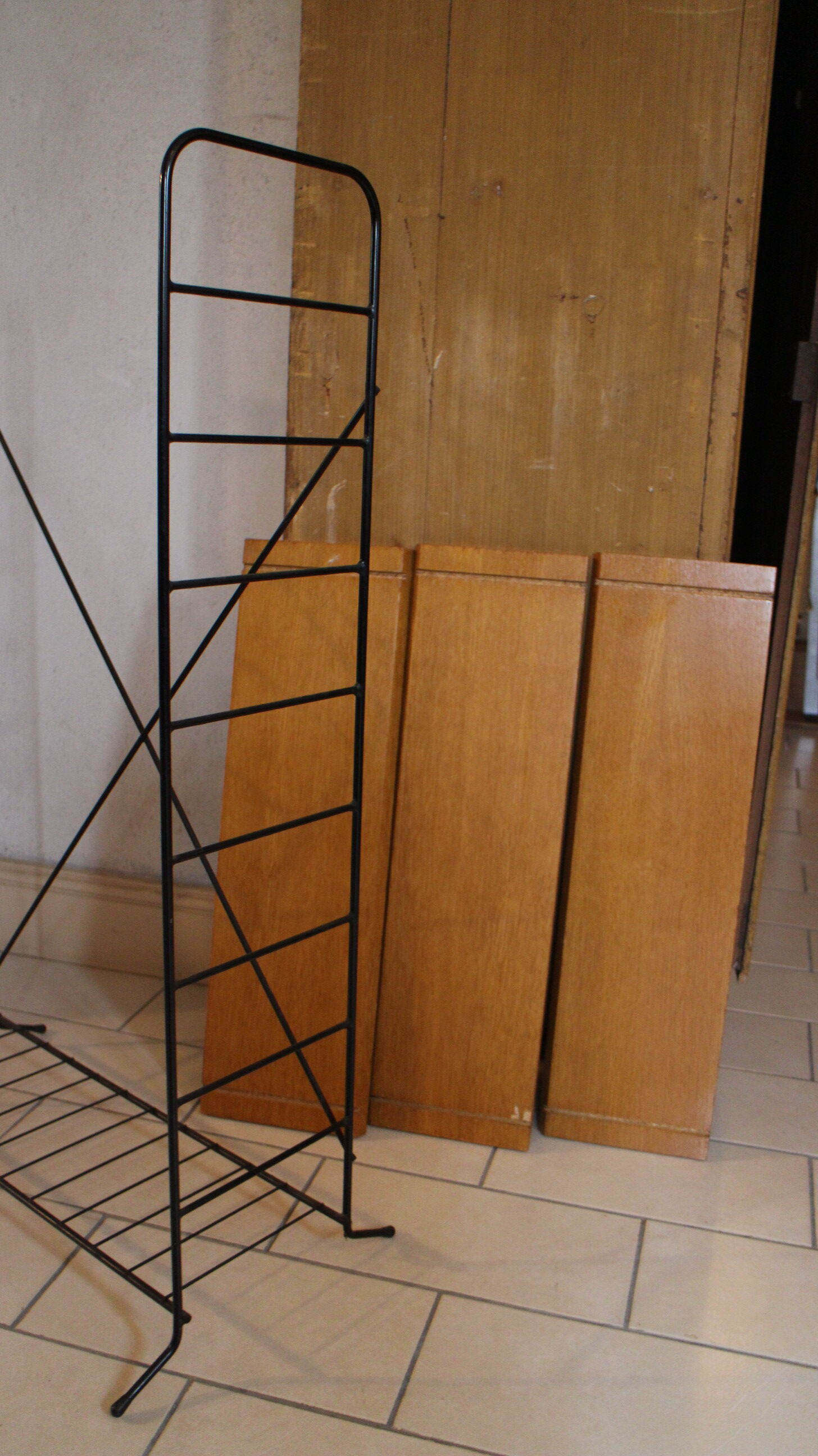 Vintage thong shelf