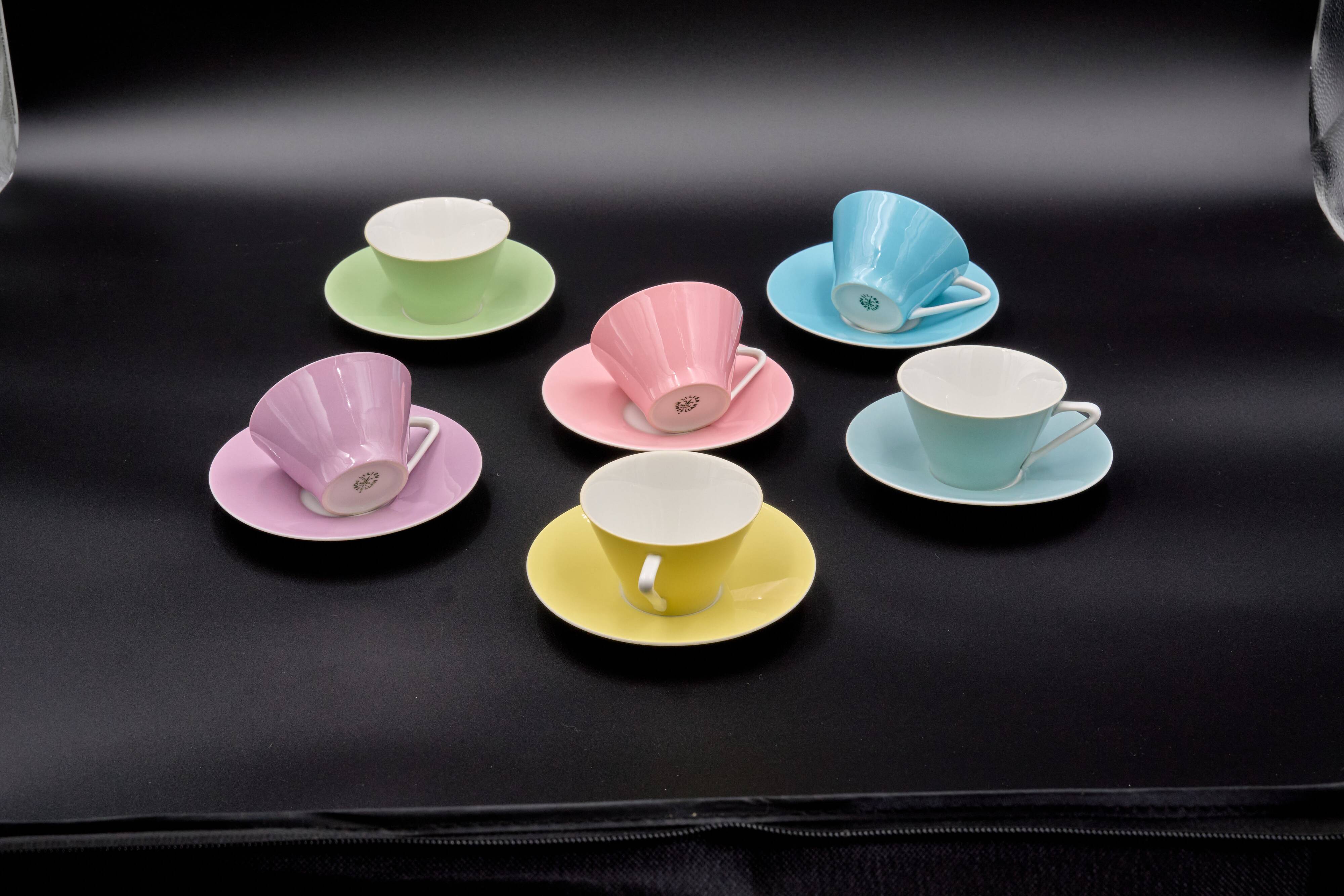 6 Midcentury Pastel Porcelain Coffee Cups „Daisy”, Lilien Porzellan, Austri