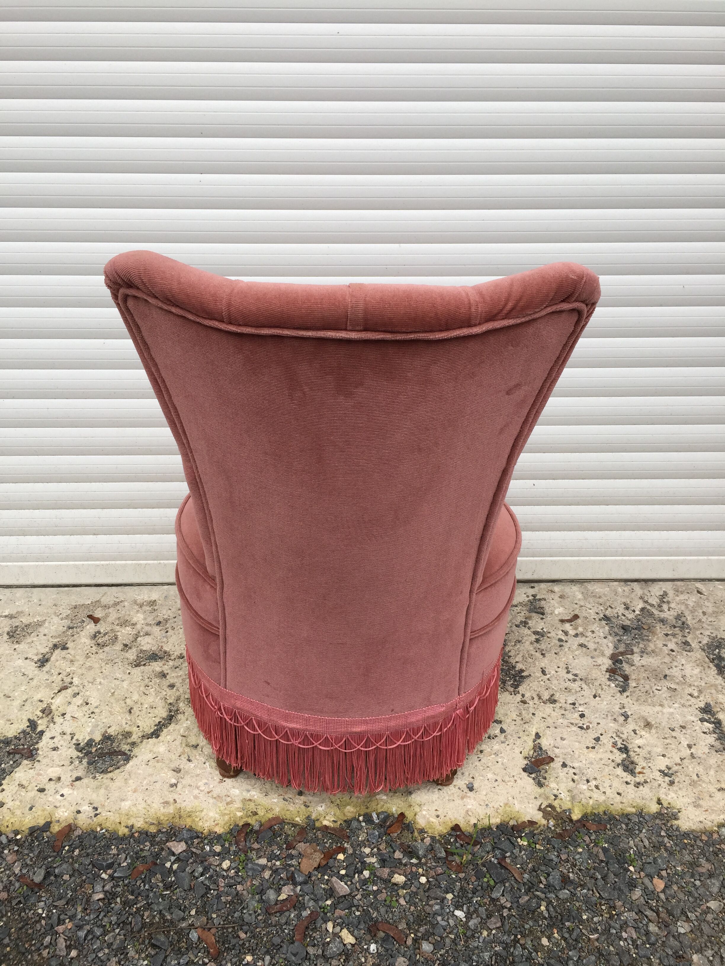 Fauteuil crapaud capitonné