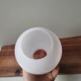 Vintage ball lamp globe in white opaline portable suspension