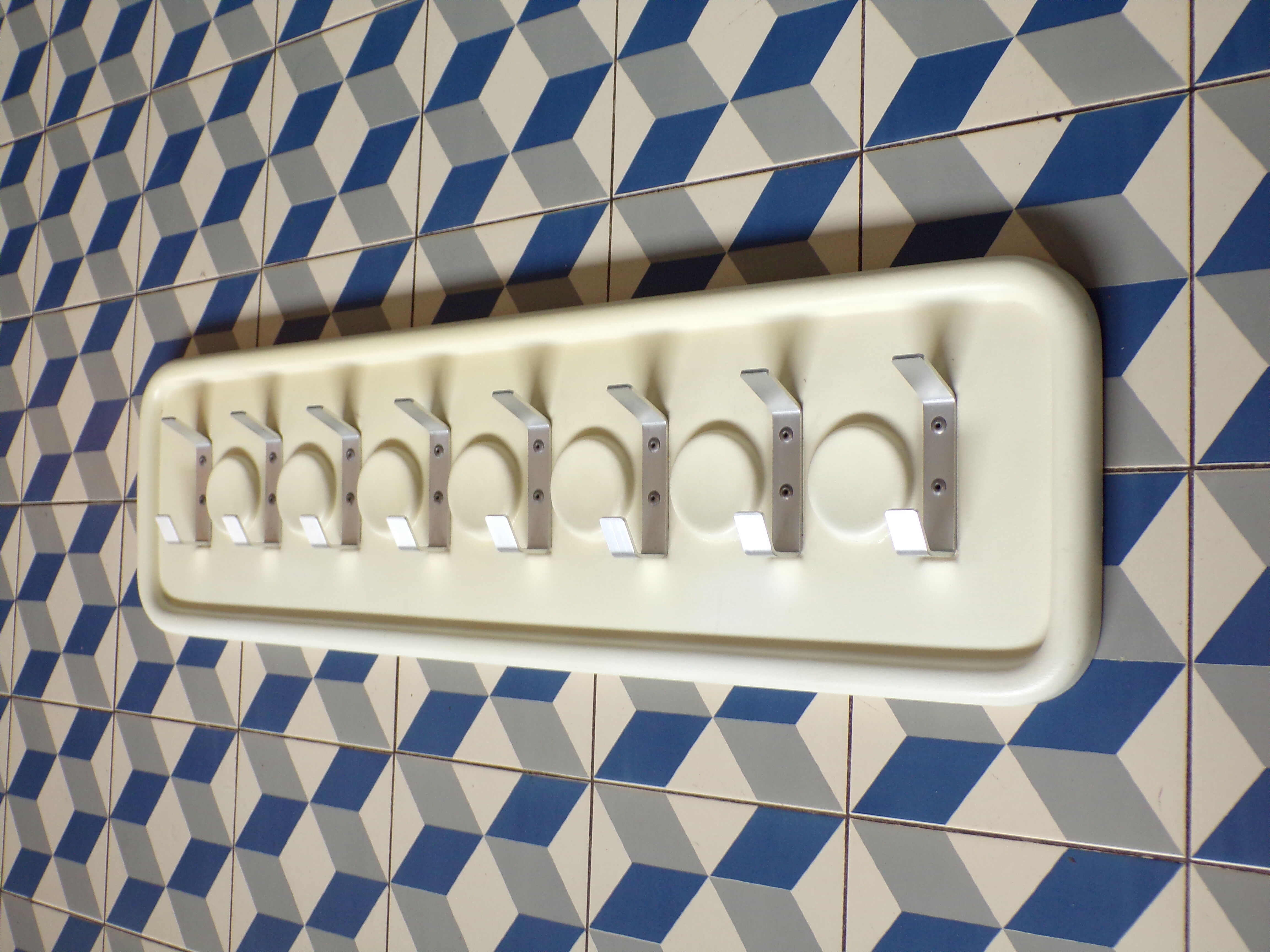 1970 fiberglass coat rack