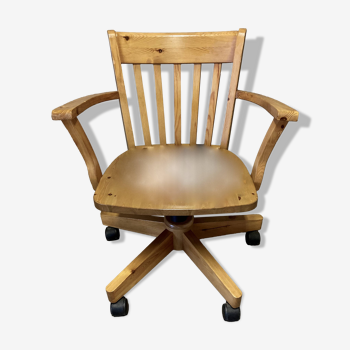 Swivel office armchair in solid pine