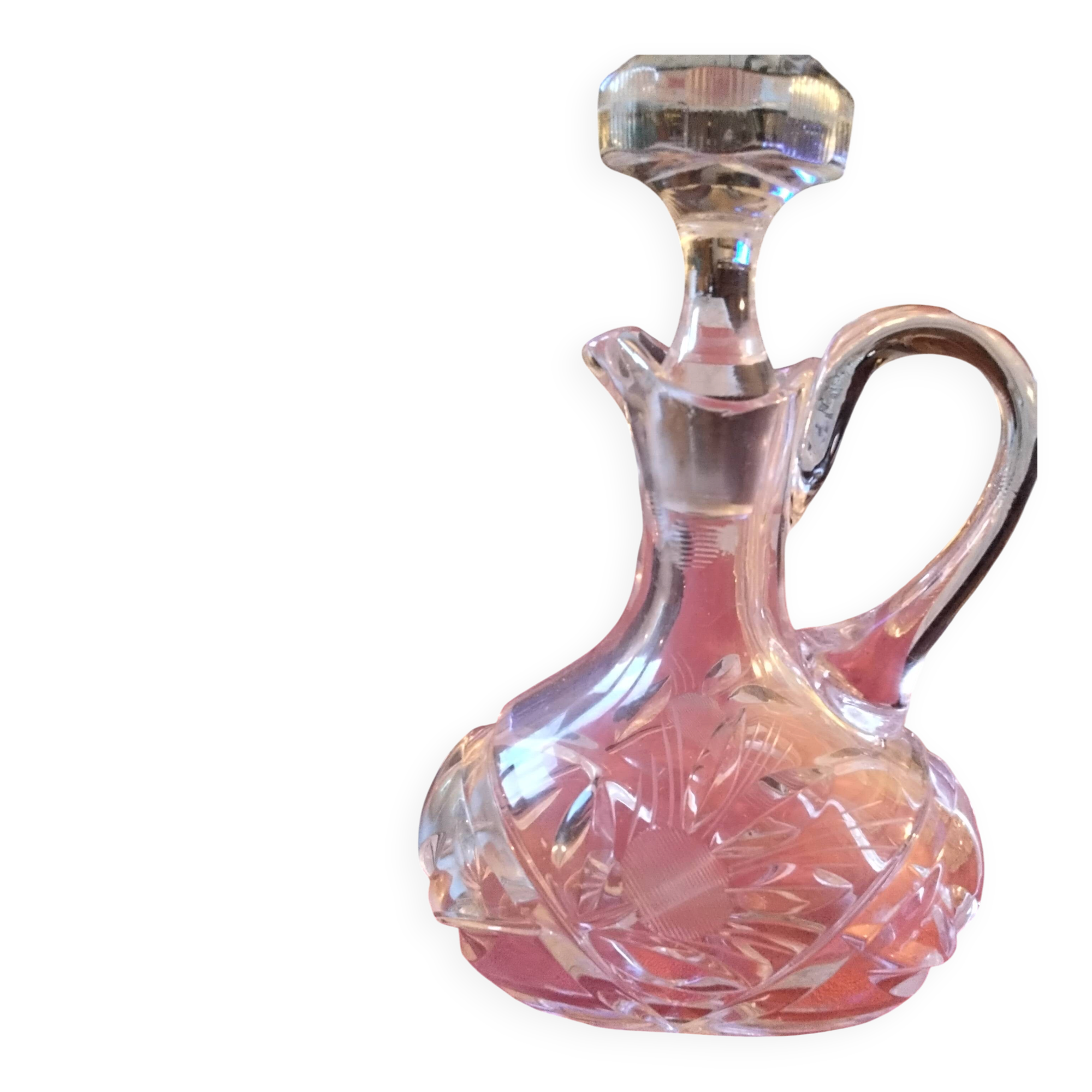 Service 1 carafe, 6 glasses and 1 tray in crystal.