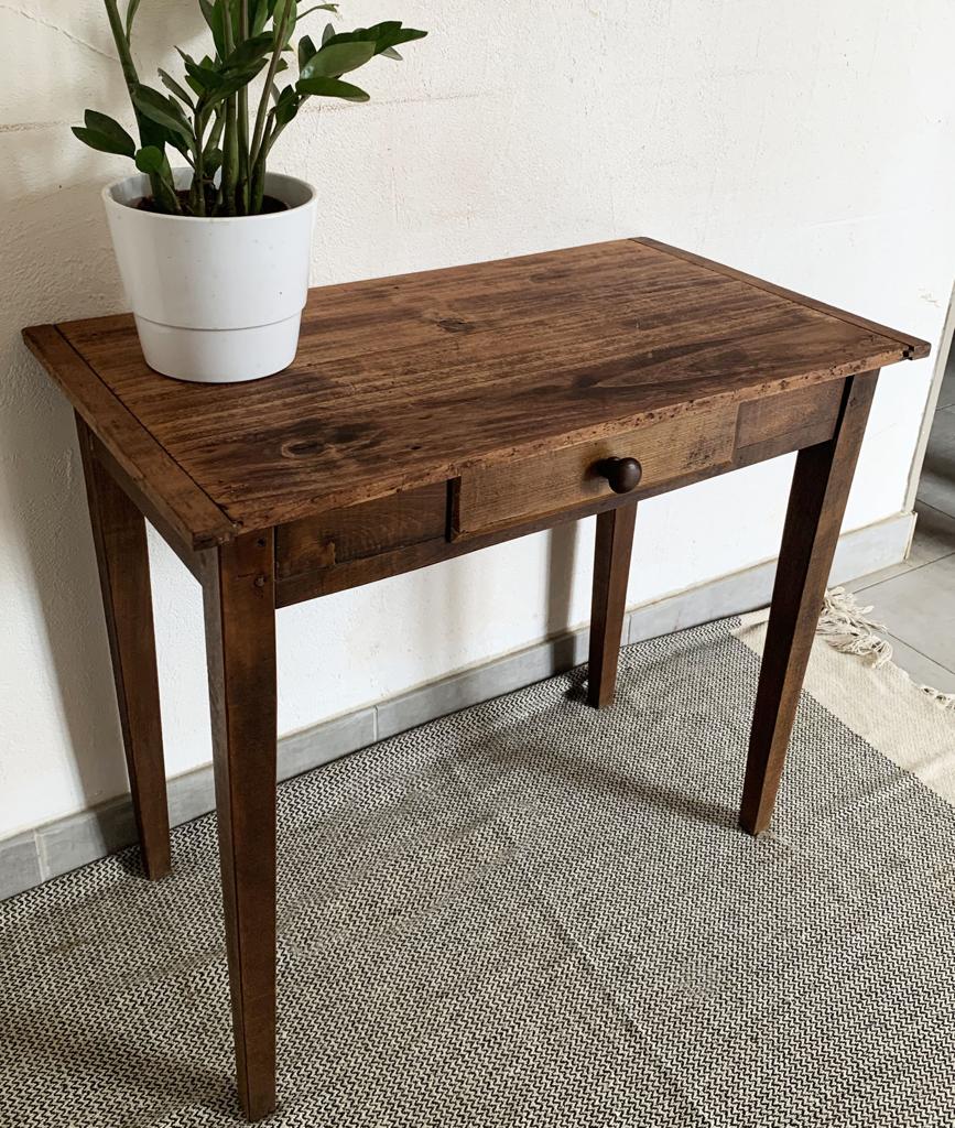 Farm table