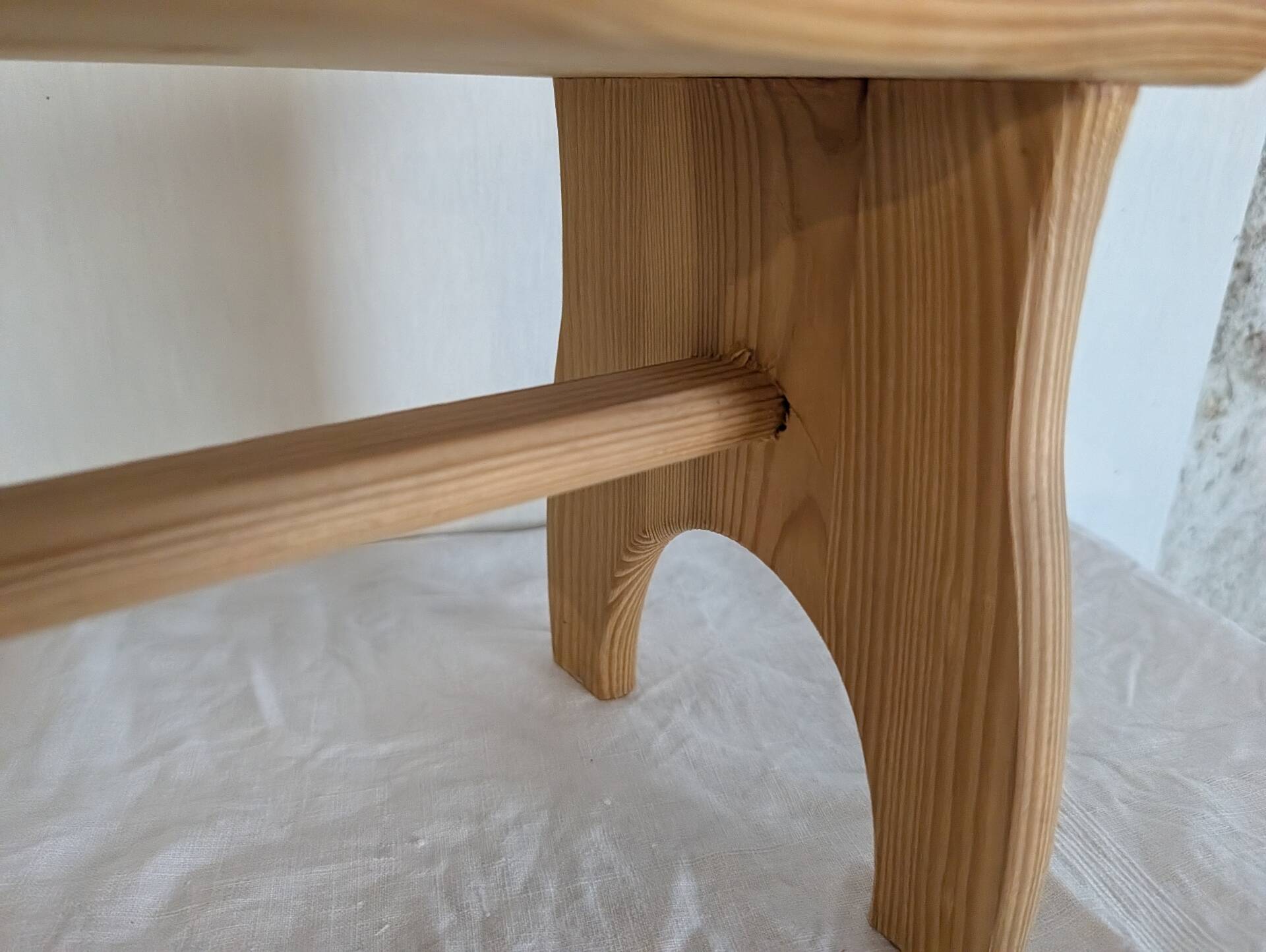 Small pine bench 1990