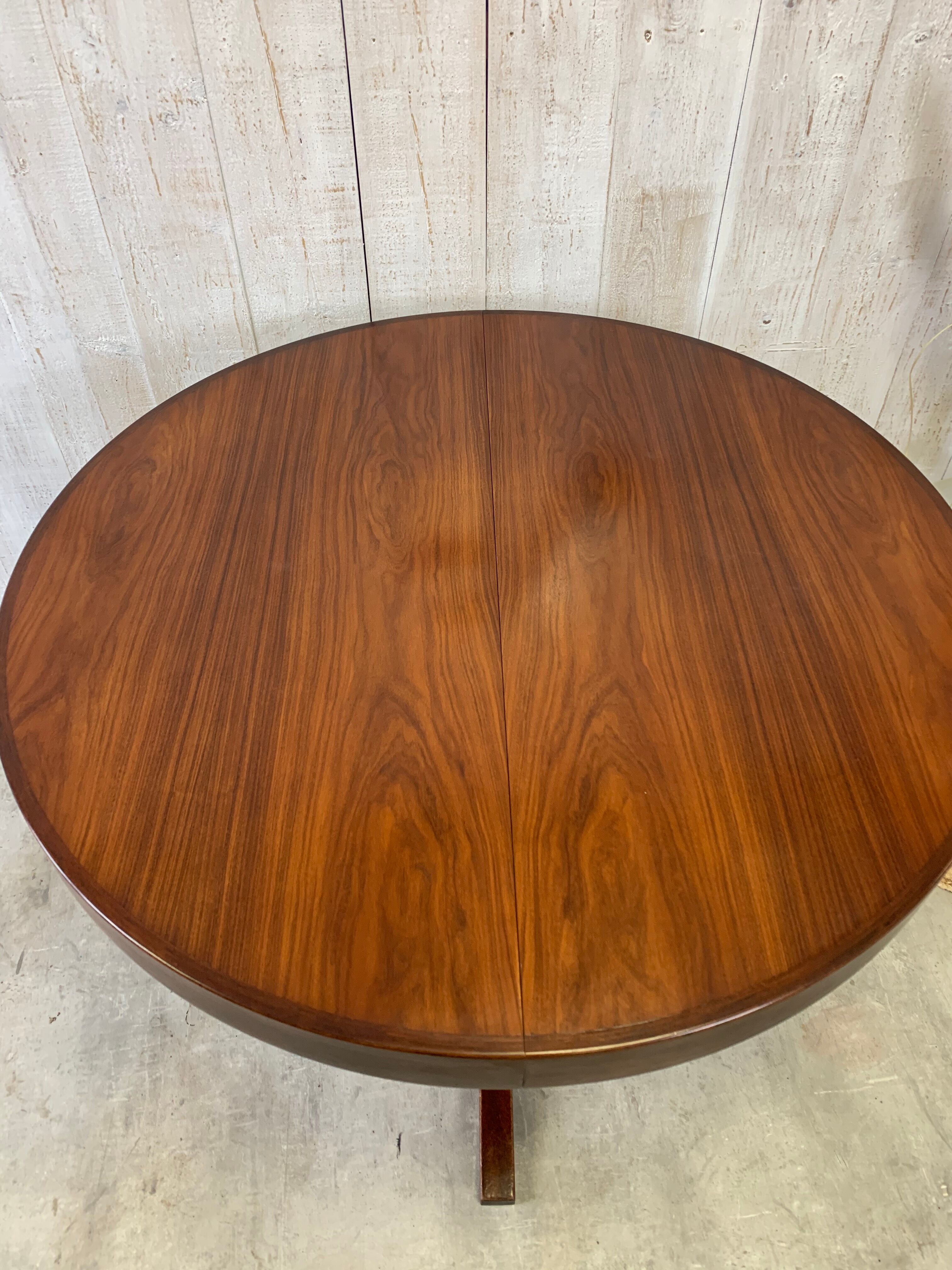 Expandable roundtable xxl