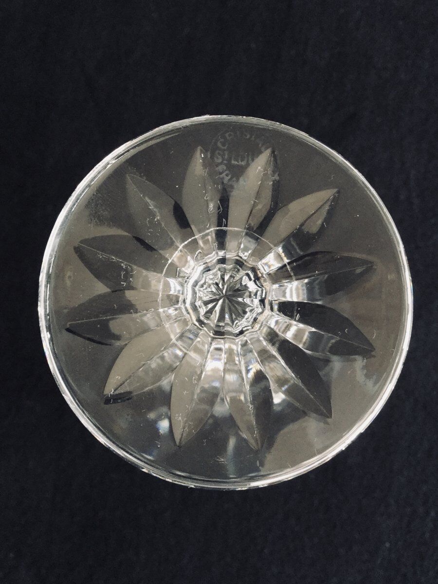 Set of 9 glasses of white wine in crystal of Saint Louis camargue model