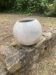 Jardinière  boule en ciment années 60