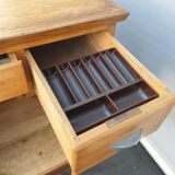 1950's store checkout counter with Bakelite mint