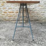 Folding table