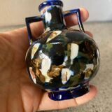 Small vase with handles