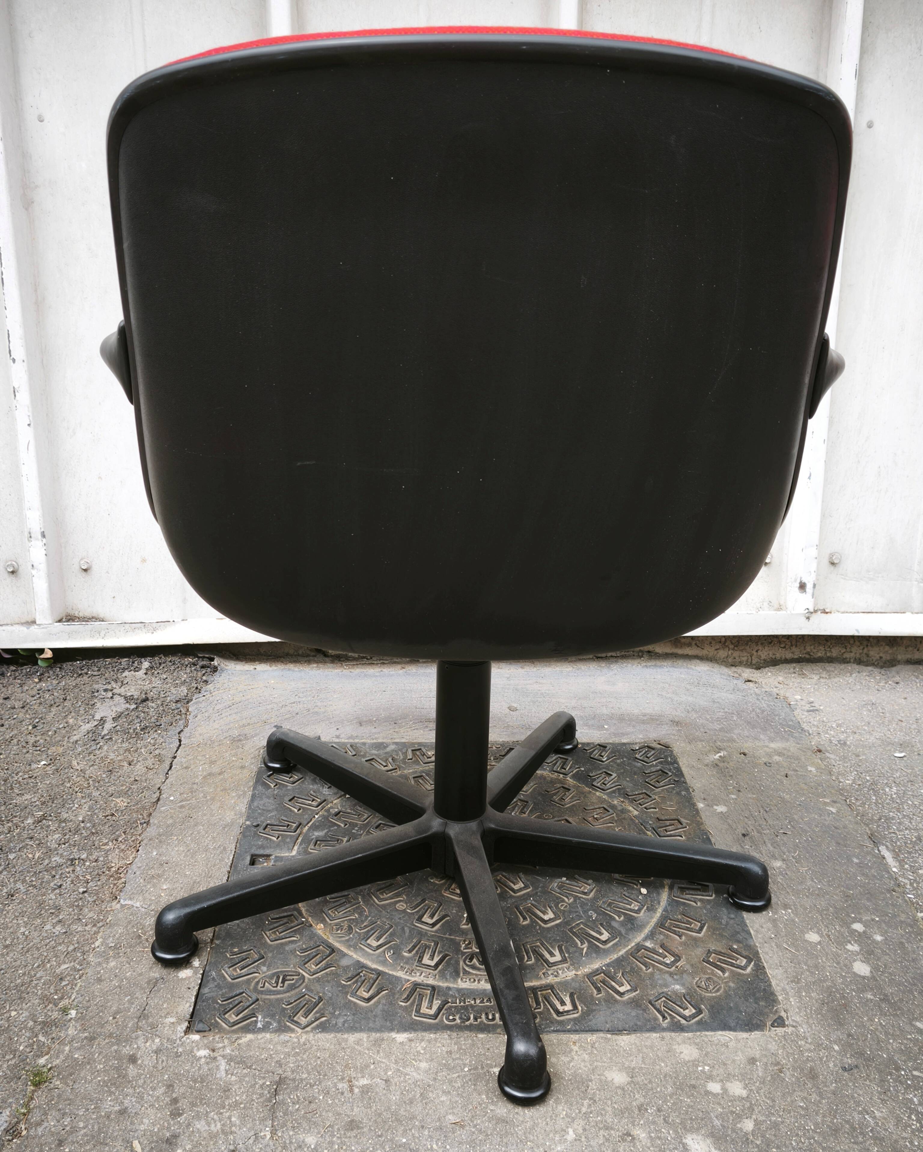 Set of 3 Comforto office chairs