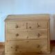 Commode anglaise ancienne en pitchpin massif brut