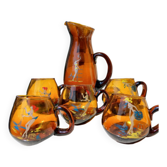 Ensemble de verres ambrés vintage et pichet