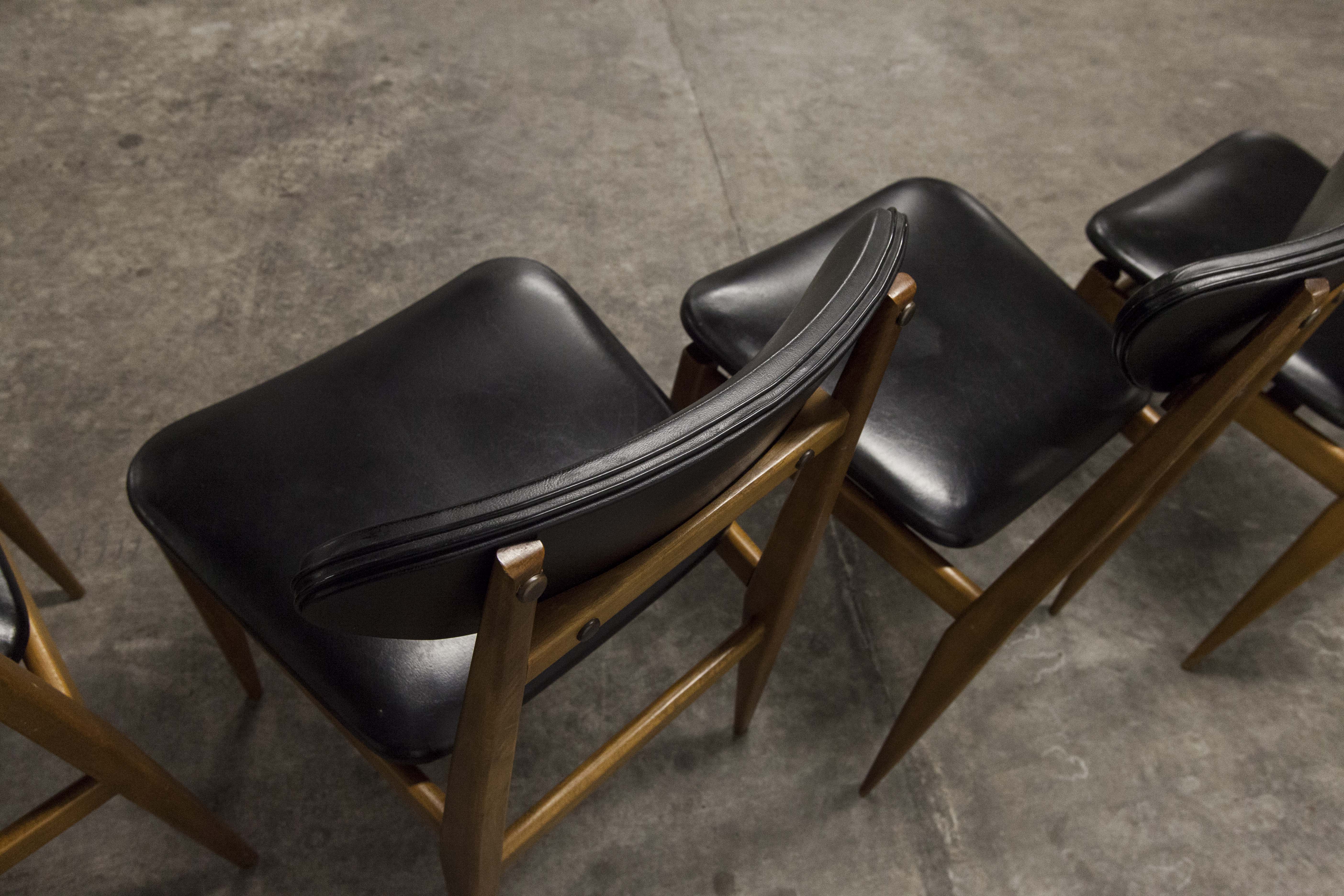 6 Teak chairs with oval back