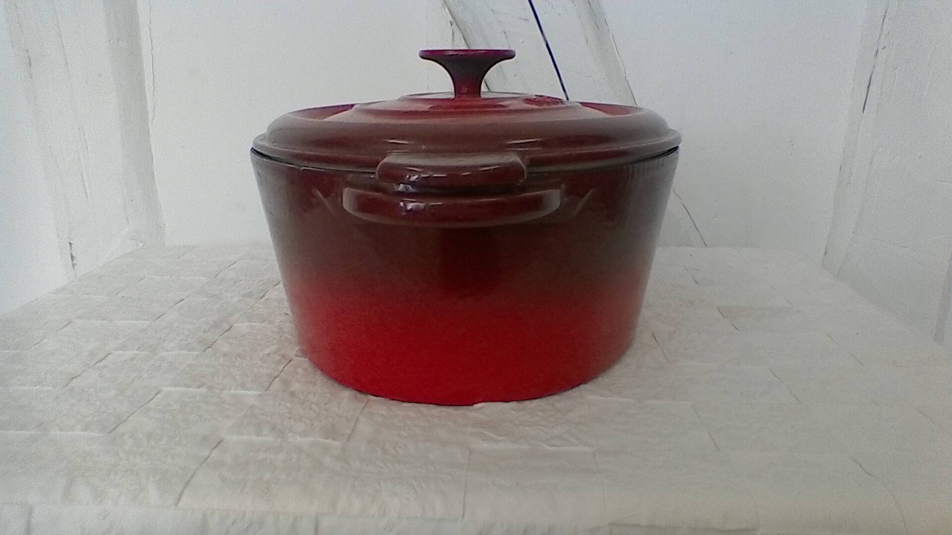 Cast iron casserole dish, paul bocuse