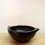 Pair of pottery bowls from La Chamba, Colombia