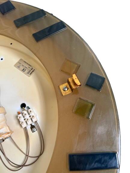 Wall/ceiling light in colored glass