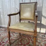 Fauteuil de bureau de style Louis XVI en cuir beige