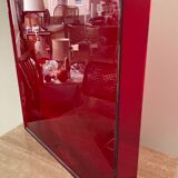 Design top in red plexiglass