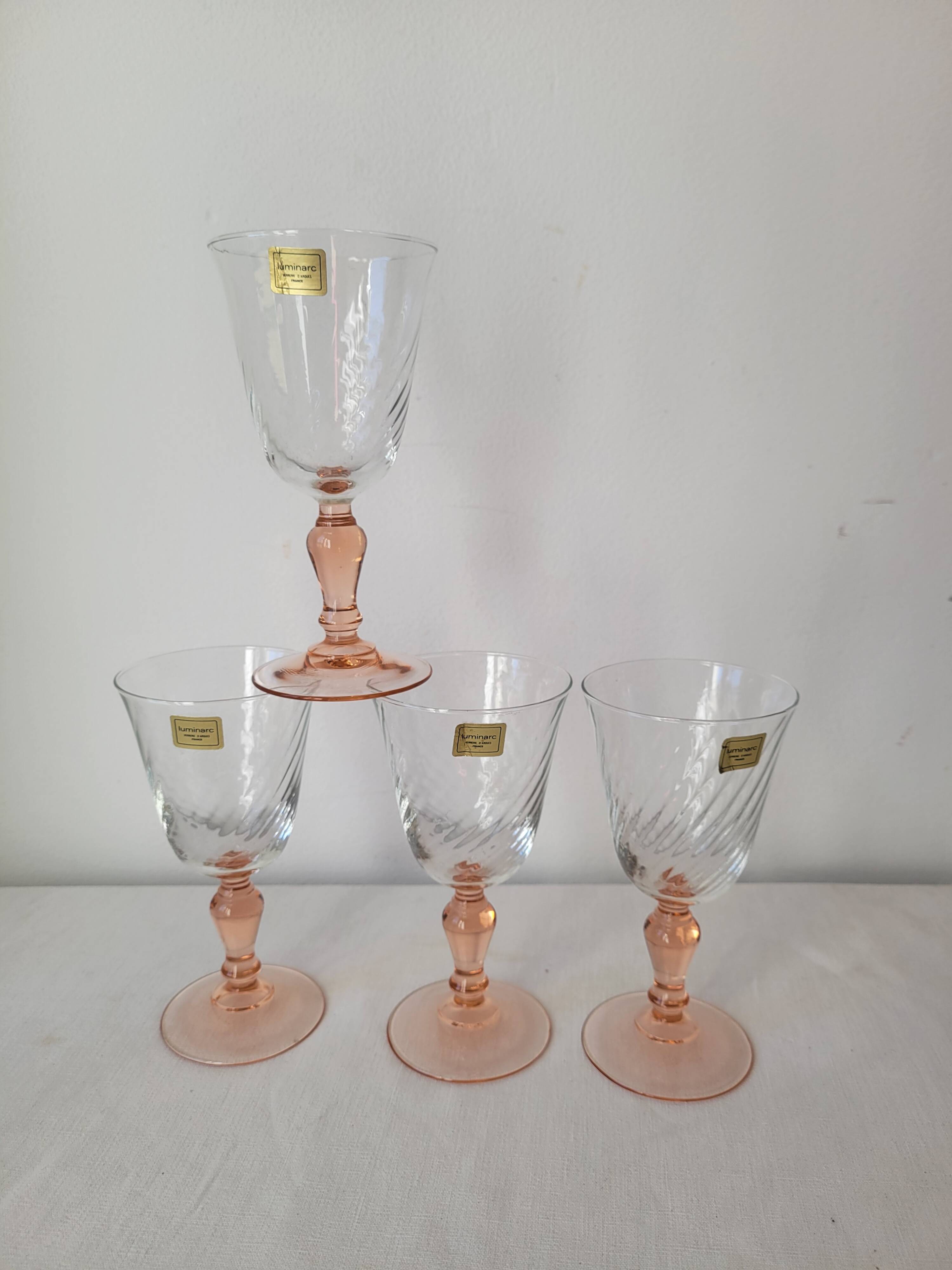 Set of 4 Rosaline Luminarc wine glasses