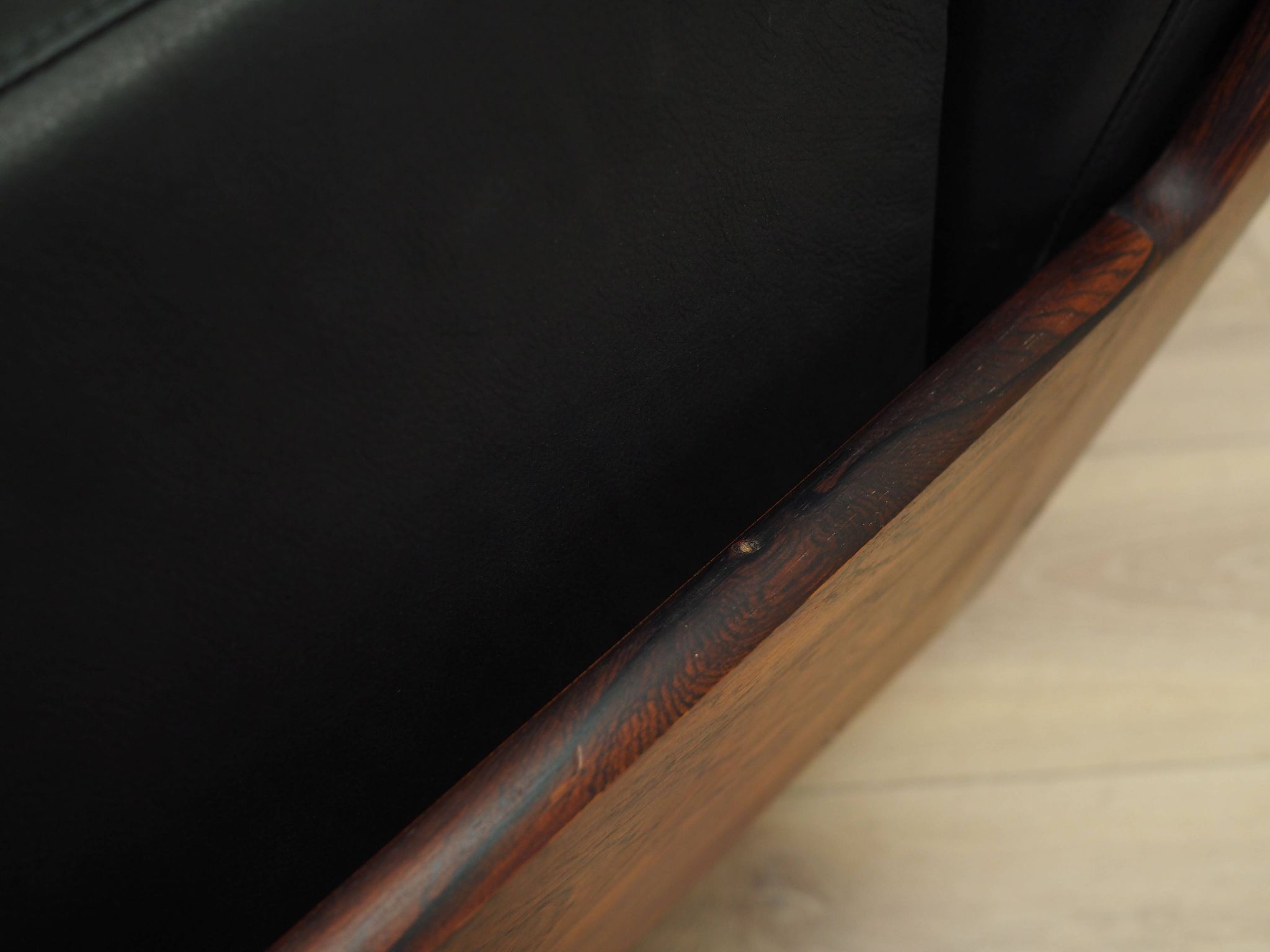 Fauteuil de bureau en cuir, design danois, années 1970, production : Danemark