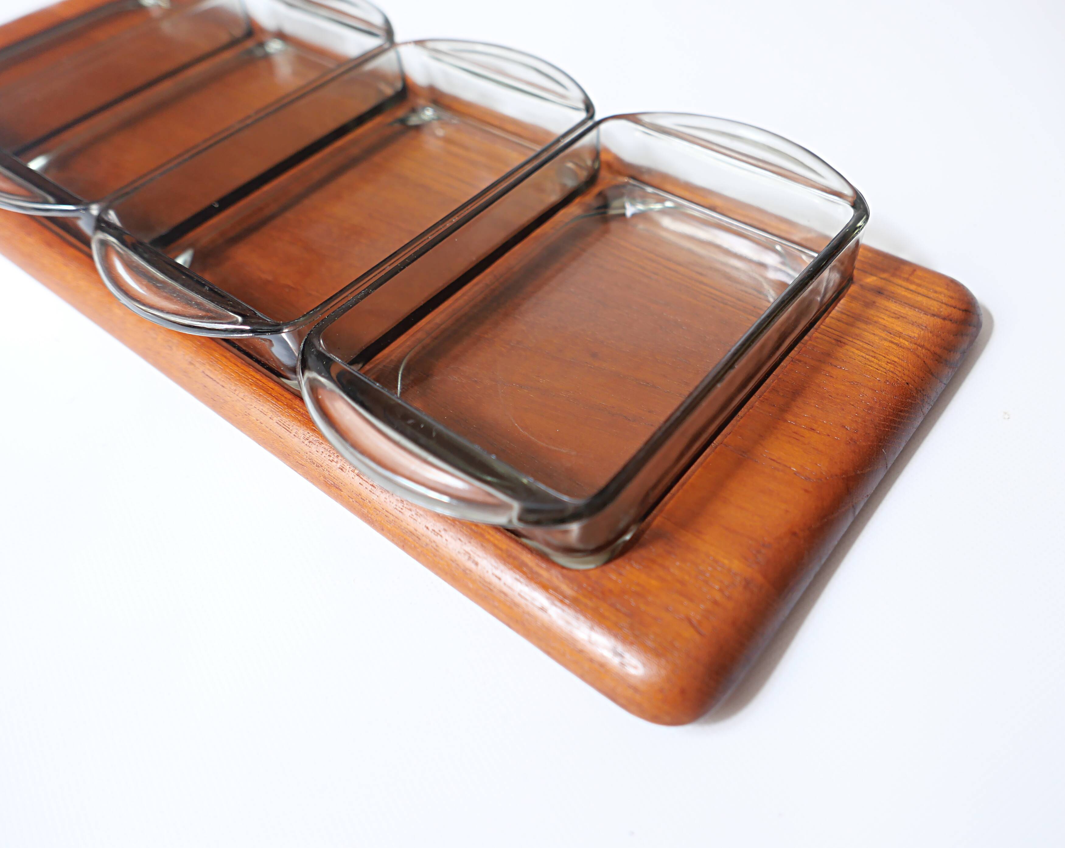Plateau  aperitif en teck design scandinave digsmed 1960
