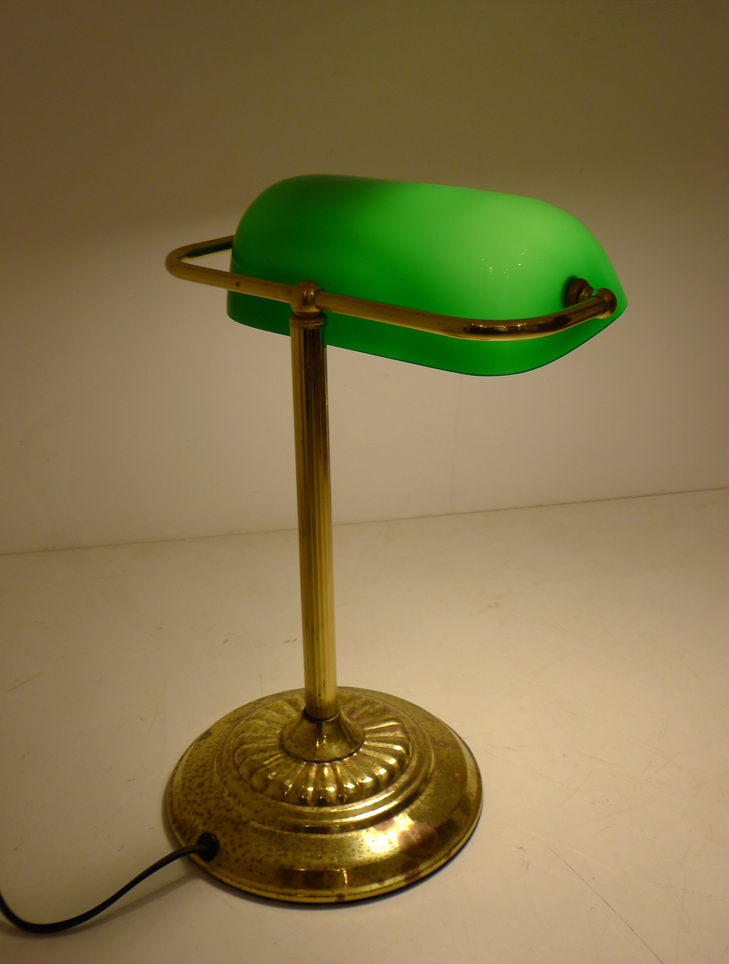 Desk lamp (library/banker) green & gold