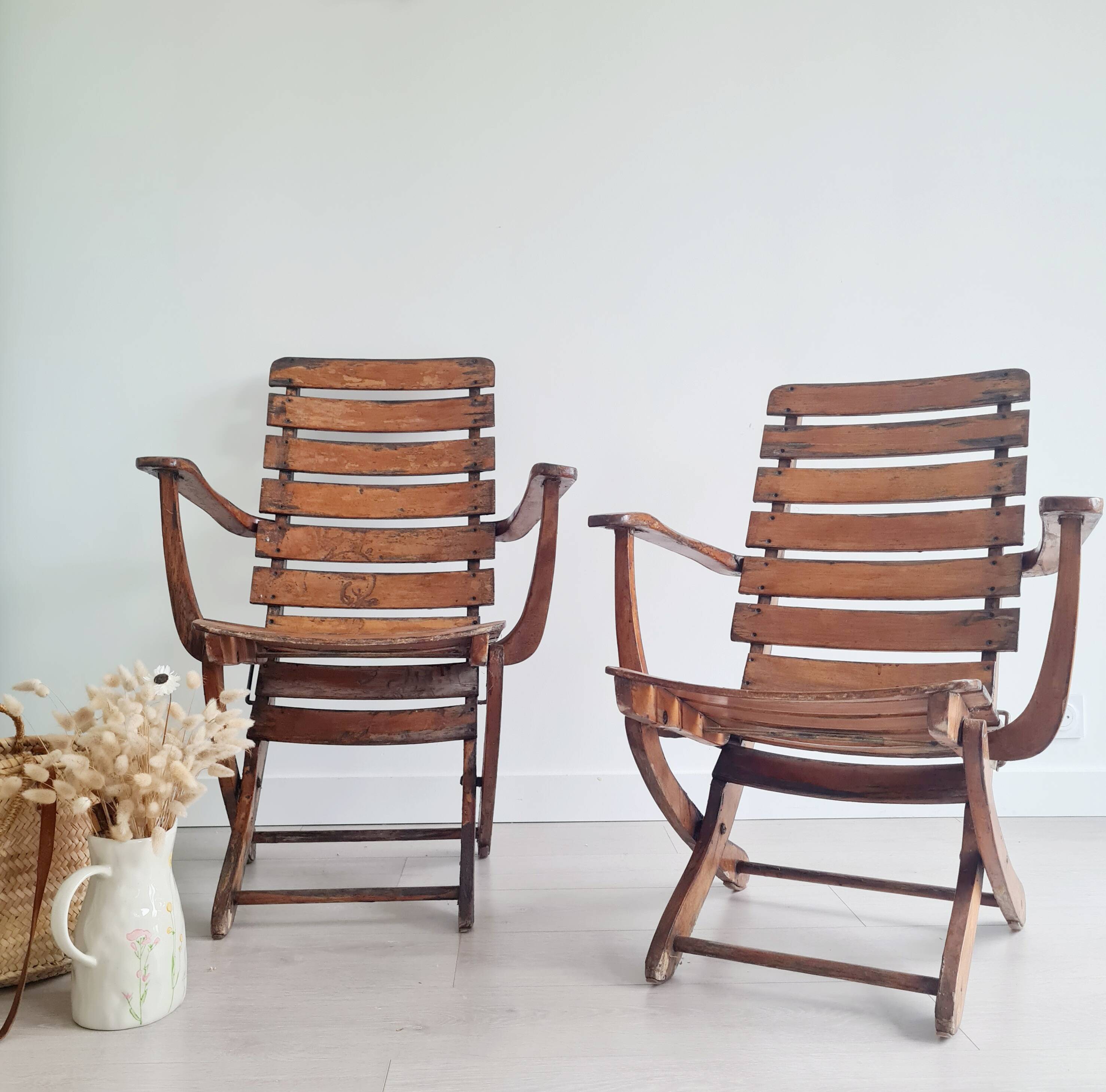 Pair of antique wooden deckchairs - Clairitex antique armchairs