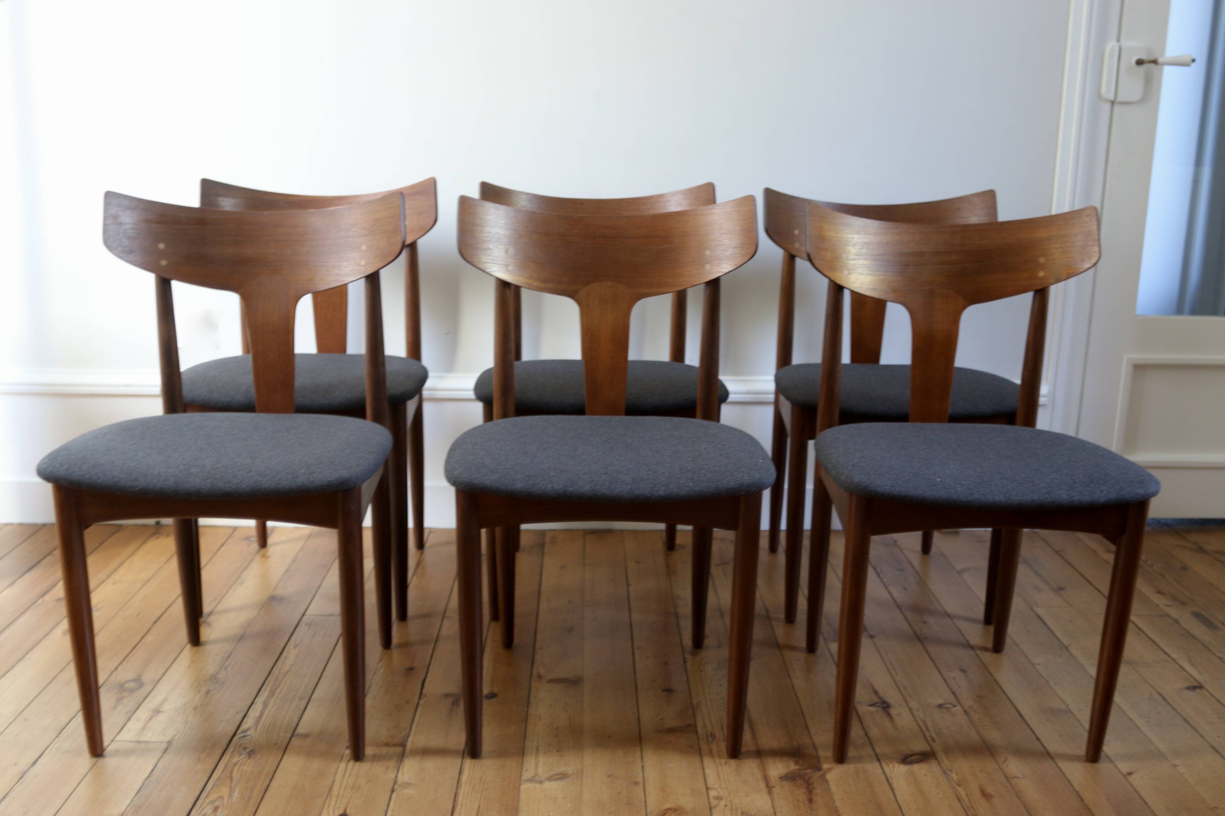 Set of 6 vintage Scandinavian teak chairs by Samcom, 1960