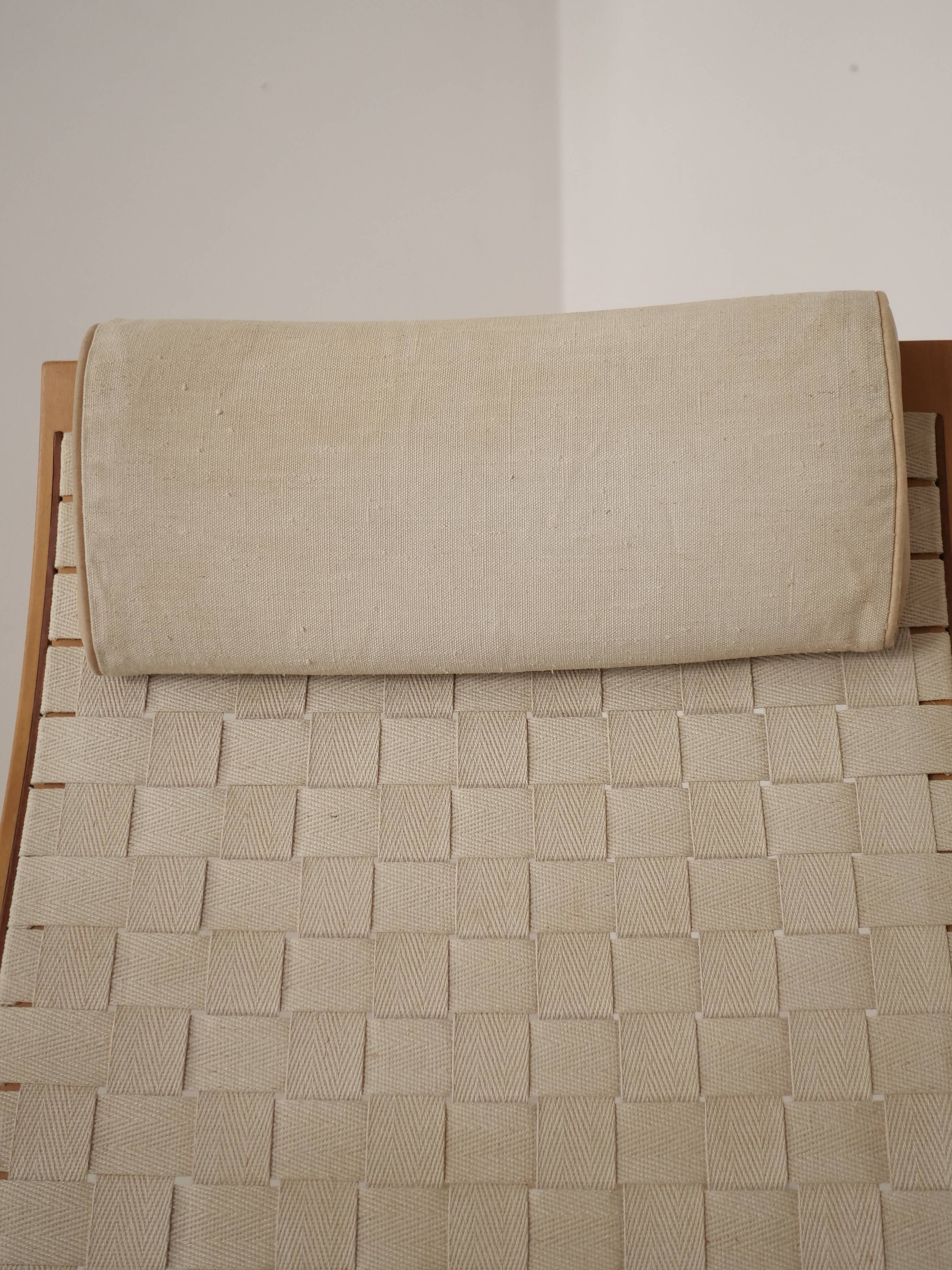 Fauteul Scandinave Finn Ostergaard avec ottoman