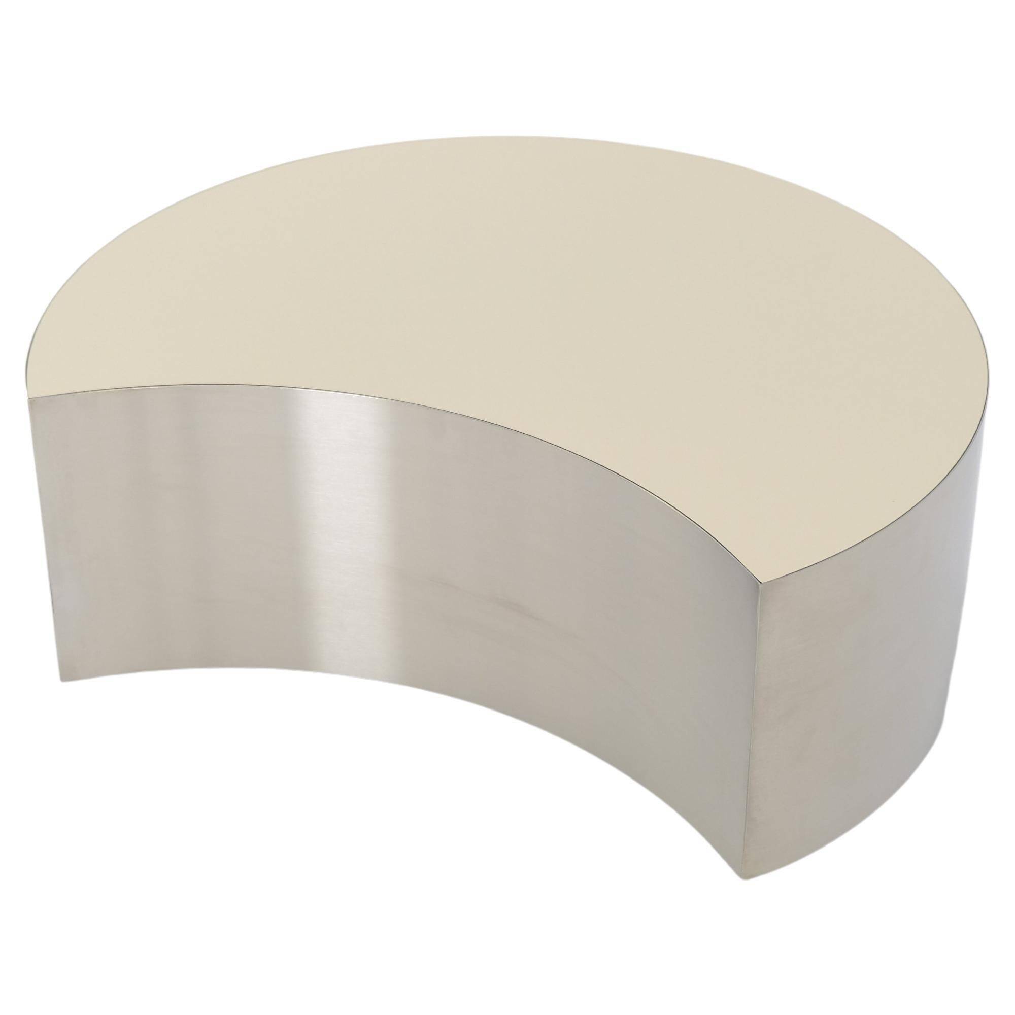 Simple Auxiliary Table, Half-Moon Shape, Brass/Steel and High Gloss Laminate, Size L