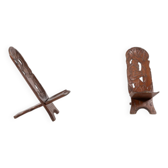 Paire de chaises africaines sculptées vintage