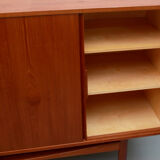 1960s sidebaord / highboard in teak with sliding doors