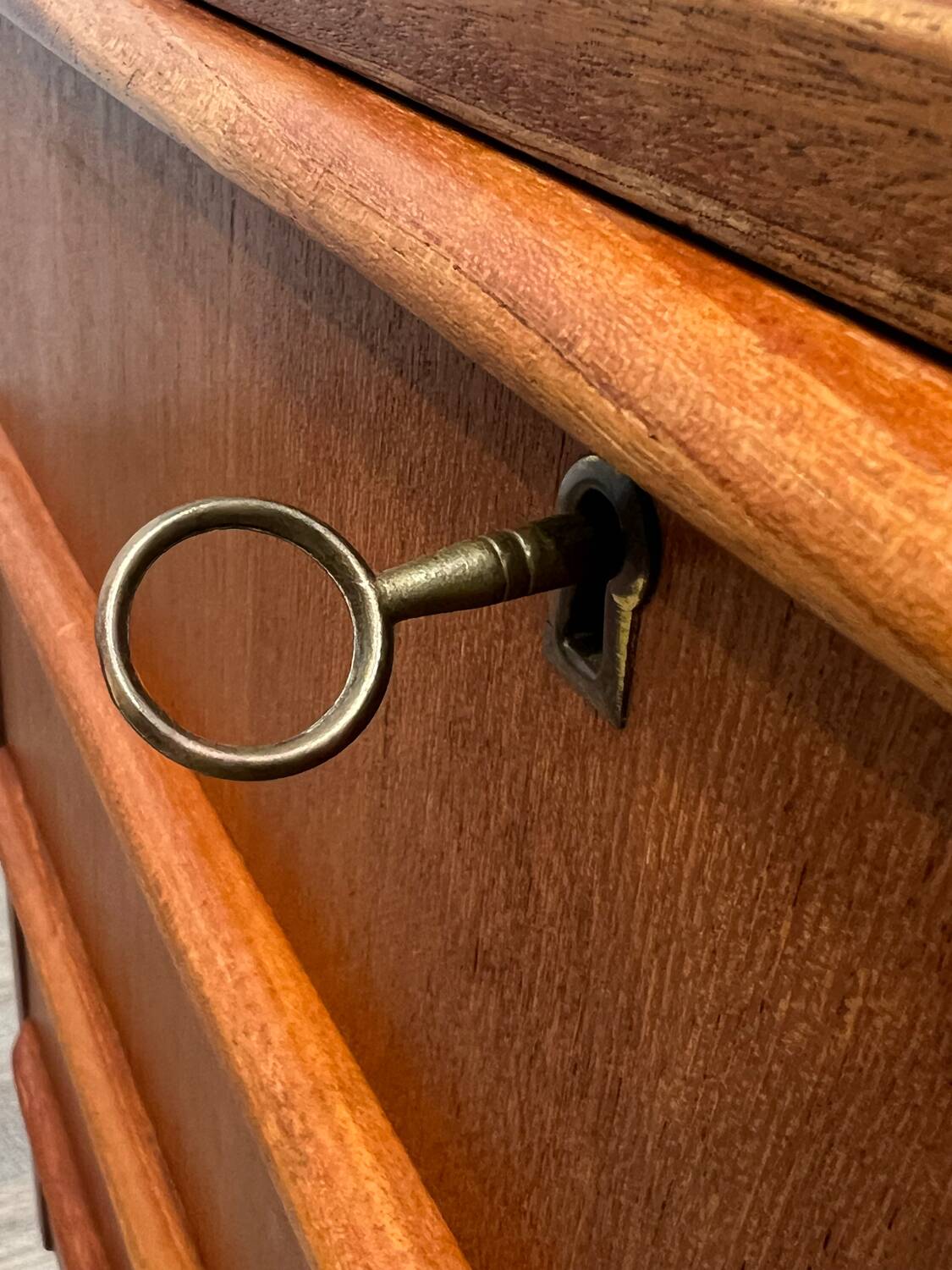 Scandinavian teak chest of drawers with 4 drawers