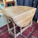 Gateleg table in chestnut wood – English Jacobean style – 1920/40