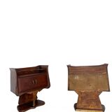 Tables de chevet italiennes Art déco en ronce de noyer, années 1950. Il ya une tablette supérieure en verre