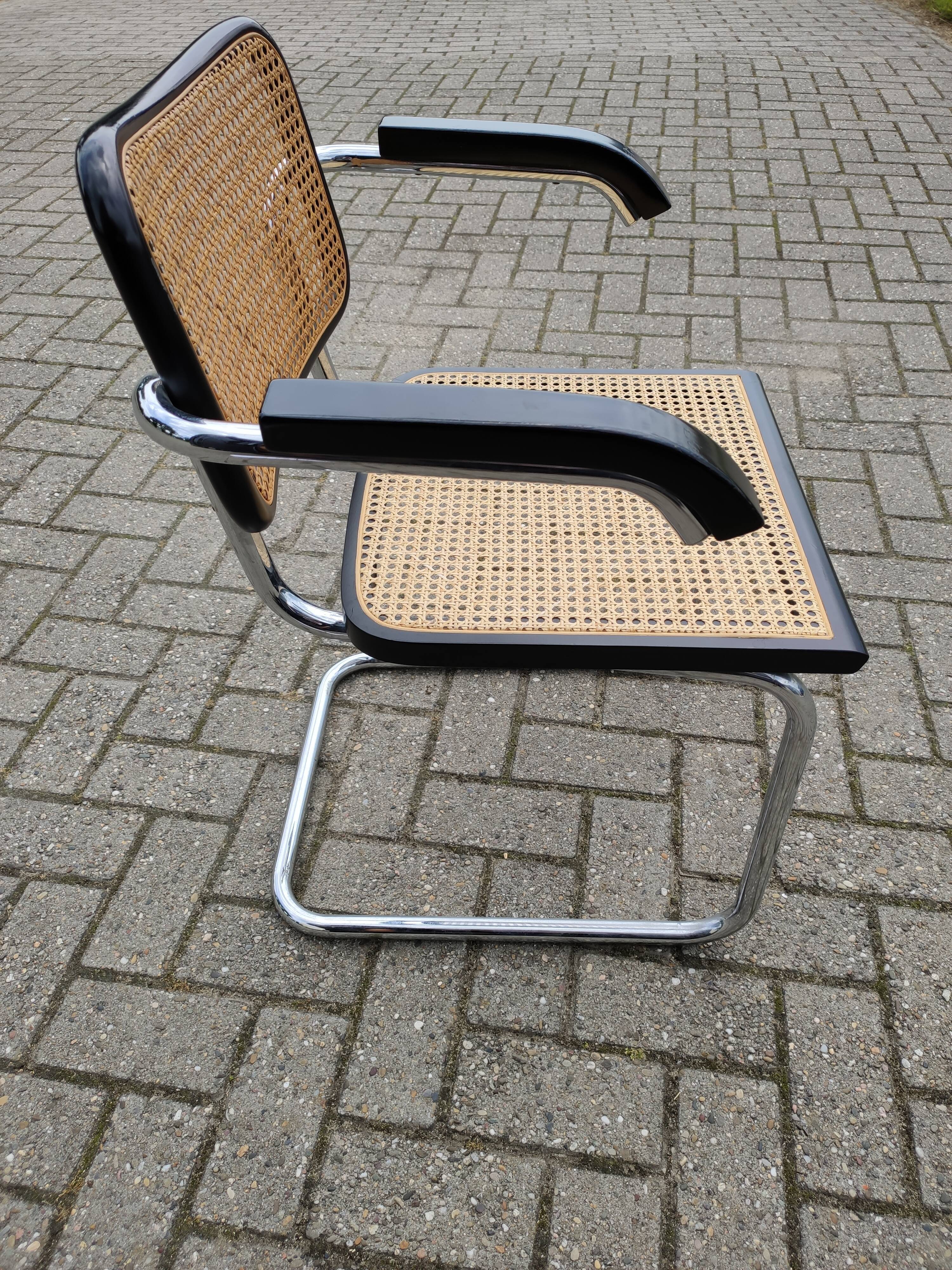 Cesca b64 armchair design Marcel Breuer, years 70