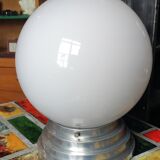 Suspension ball globe glass