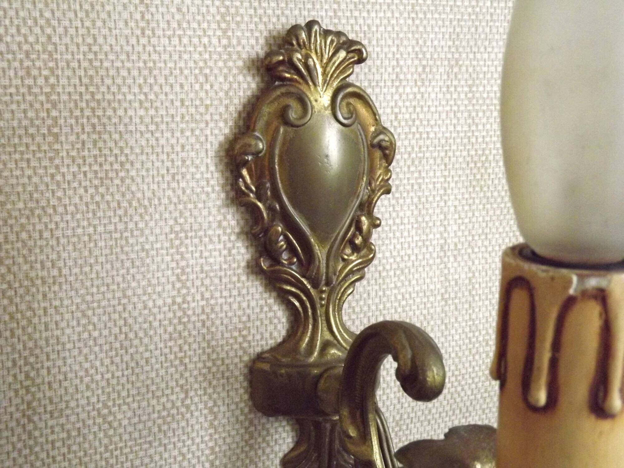 Pair of french vintage gilt bronze traditional style single wall lights 5113