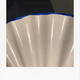 Blue and white pleated ceramic suspension