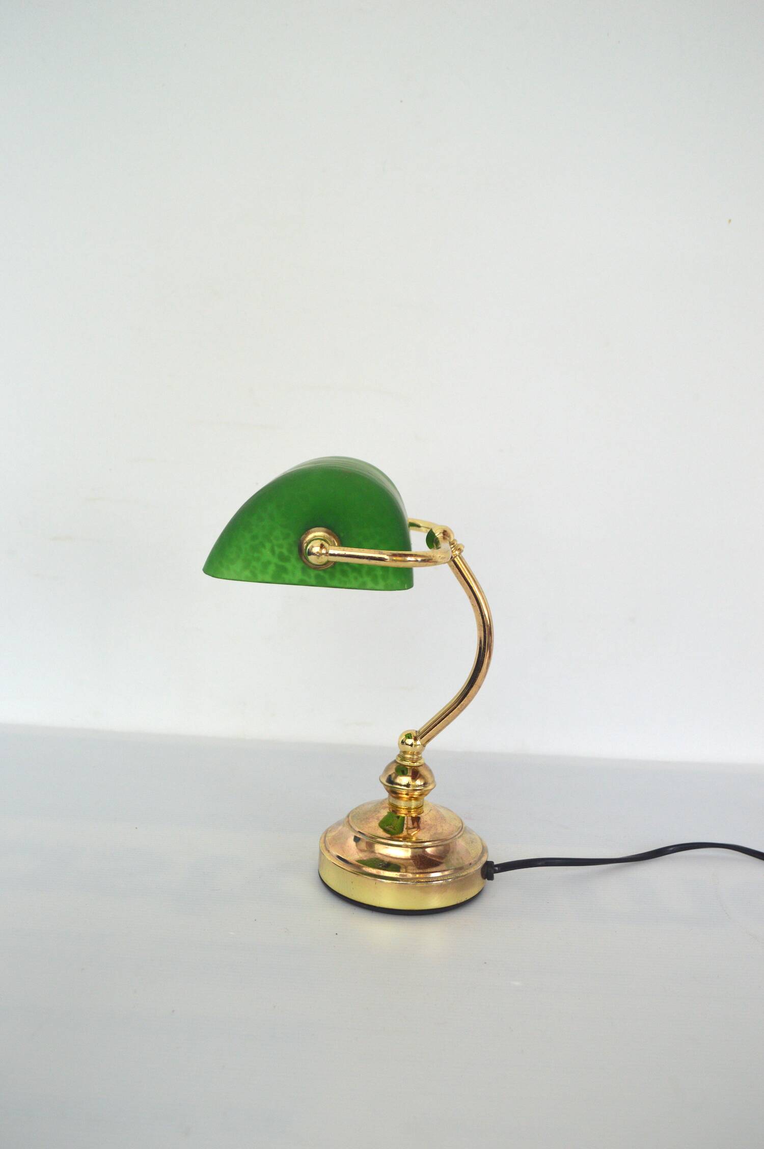 Banker's lamp