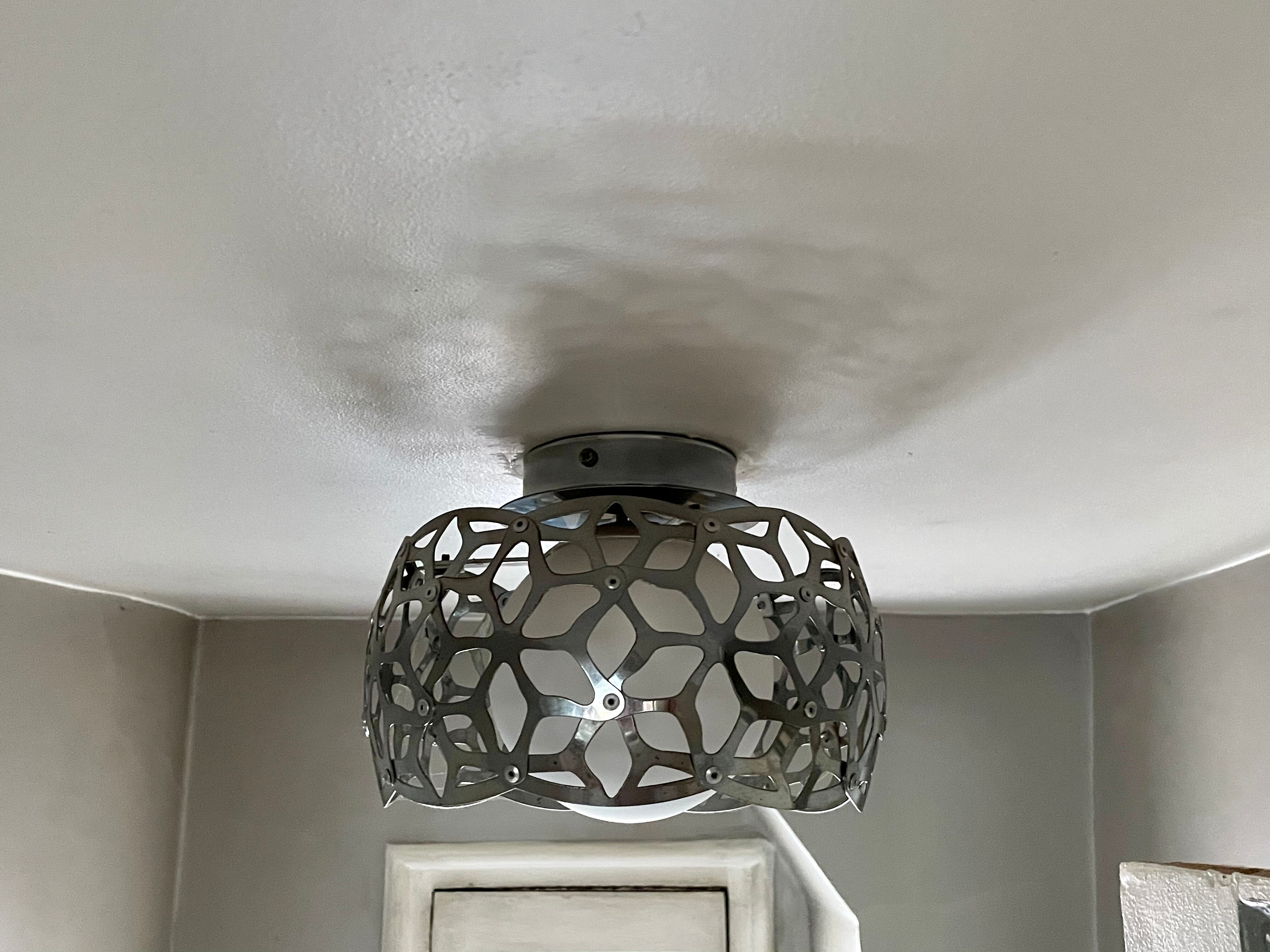 Metal design suspension