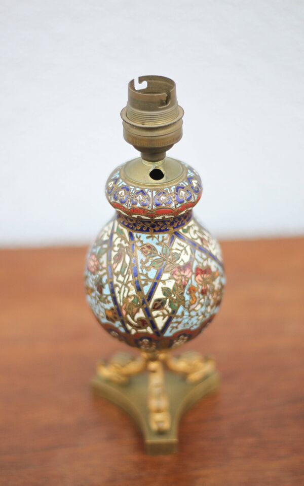 Lampe émail cloisonné pied bronze dauphin,lampe napoléon III, lampe à poser