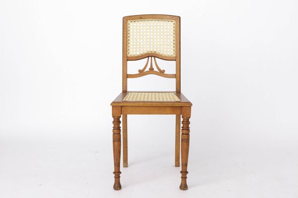 Chaise de salle à manger belge antique, chaise en osier restaurée, bois de hêtre, vers 1930.
