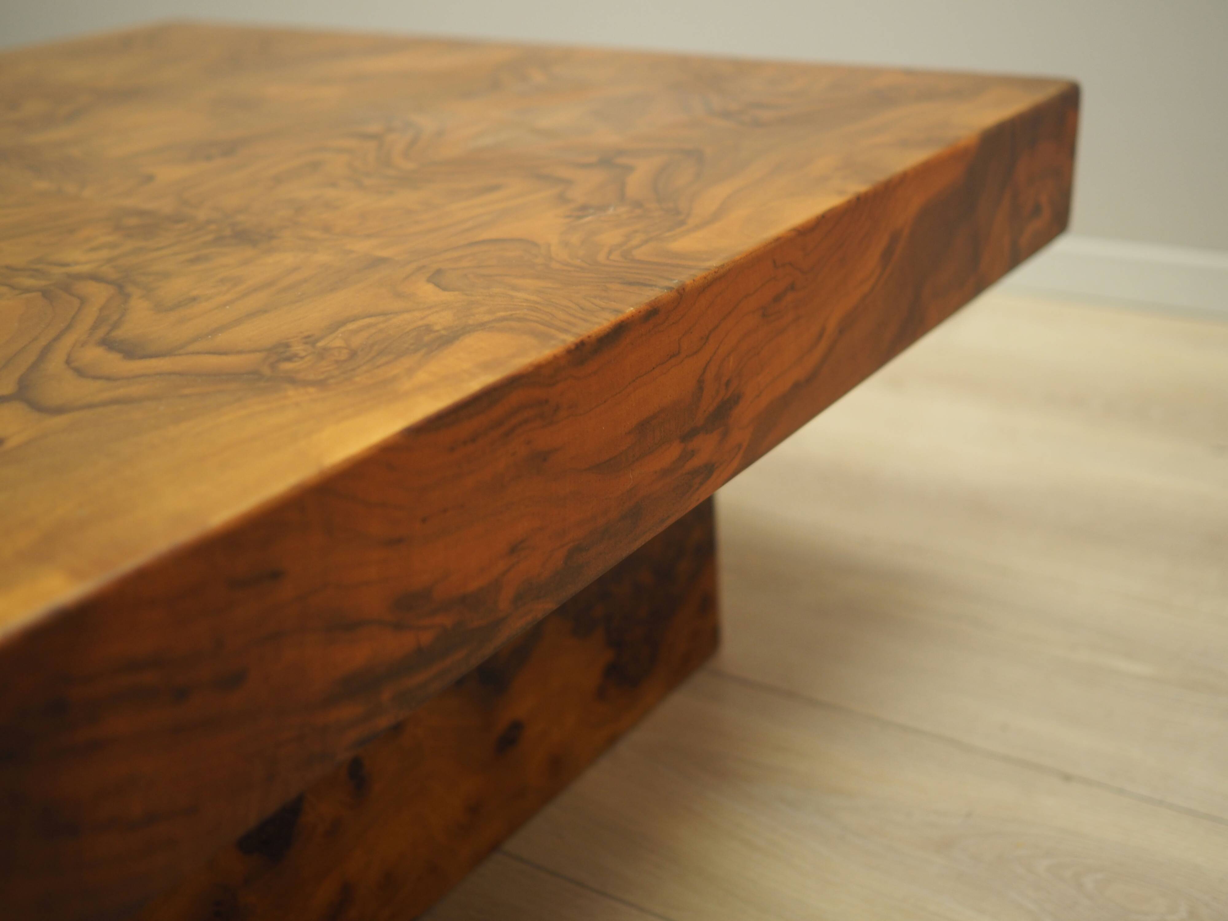 Walnut coffee table, Danish design, 1960s, production: Denmark