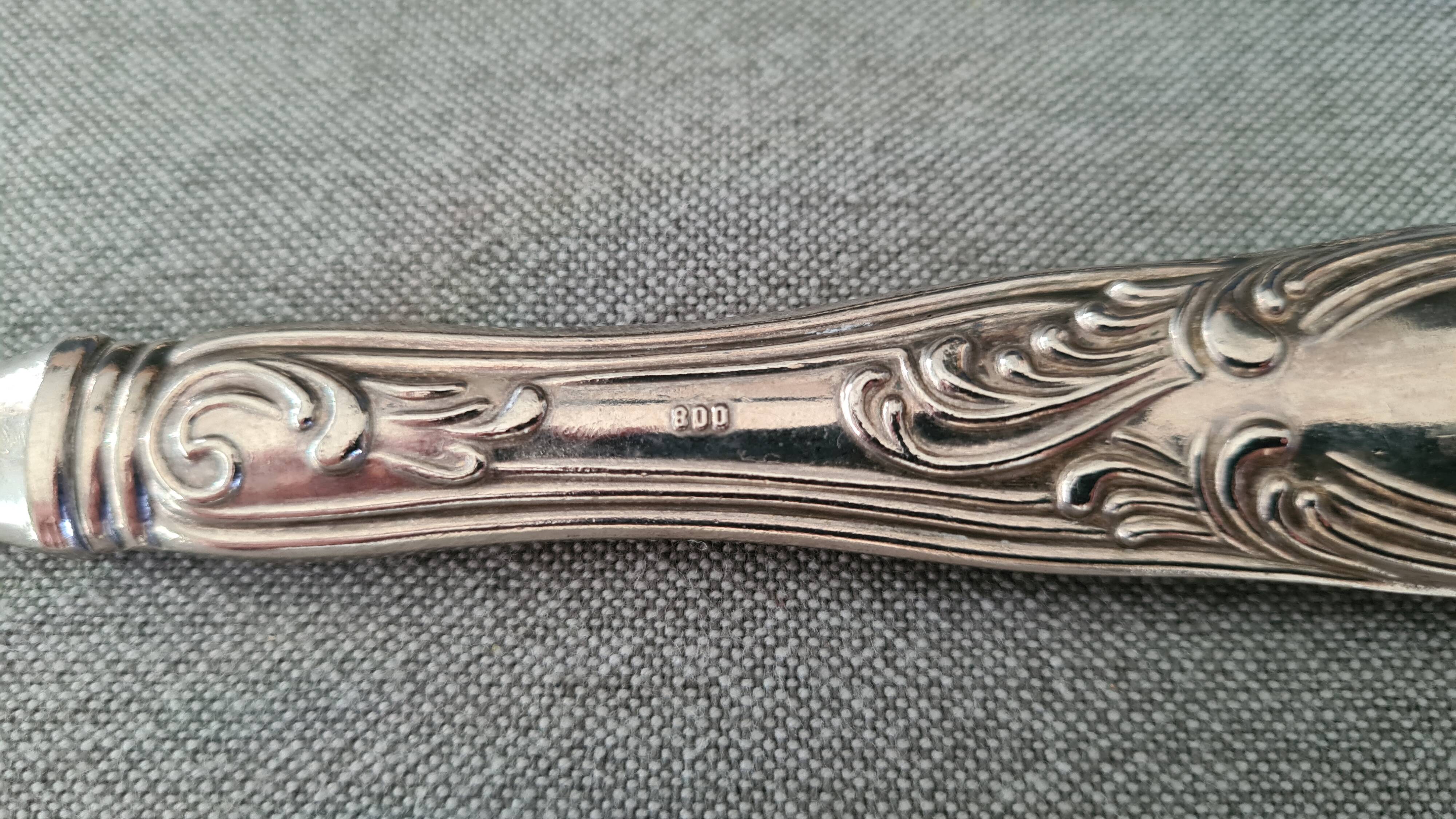 Silver metal serving cutlery 800