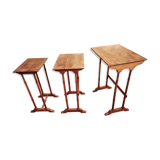 Tables gigognes
