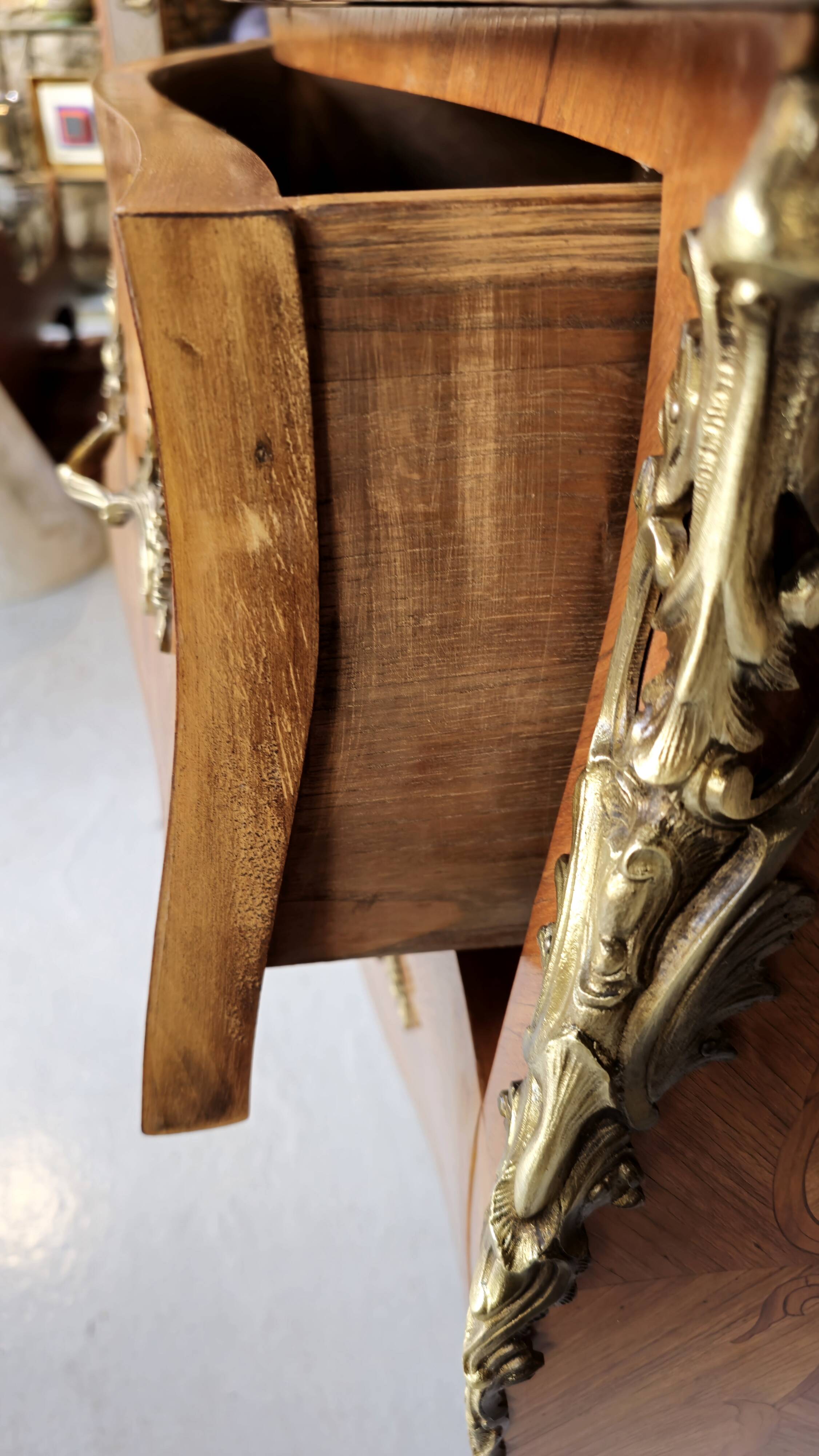 Commode Louis XV marqueterie et marbre