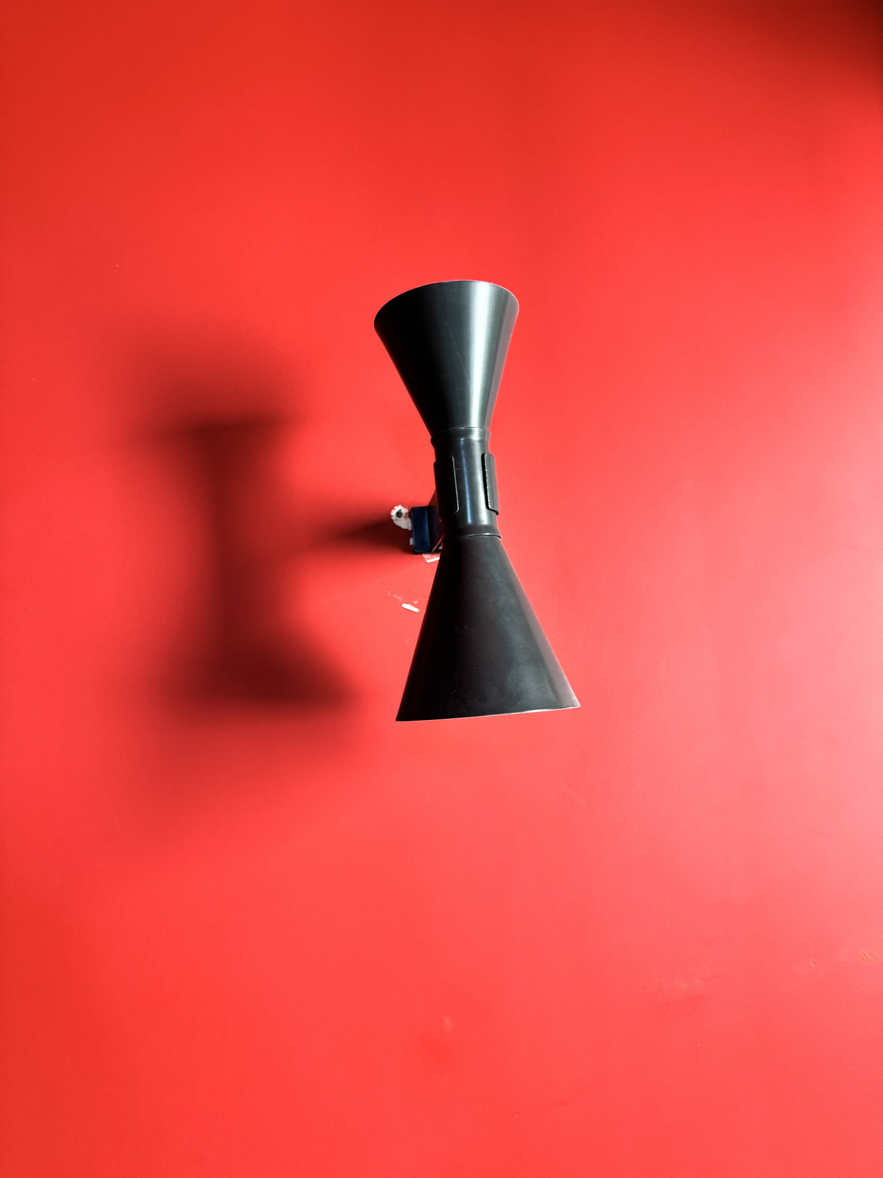 Applique Nemo Le Corbusier noire